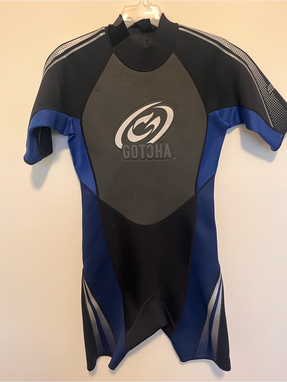 Gotcha Short Sleeve Neoprene Wetsuit - Black & Charcoal